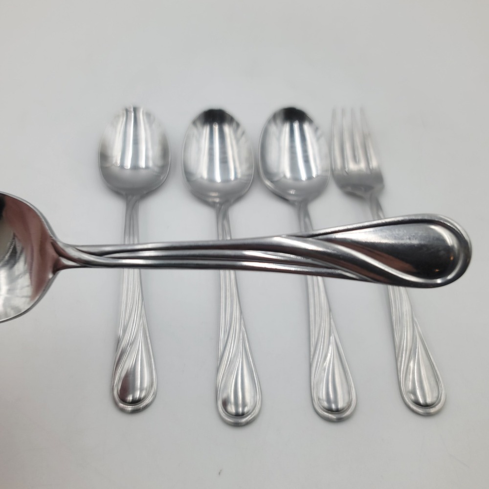 Pfaltzgraff Glennbrook 18/10 Stainless Flatware 5pc Set 4 Spoons 1 Fork